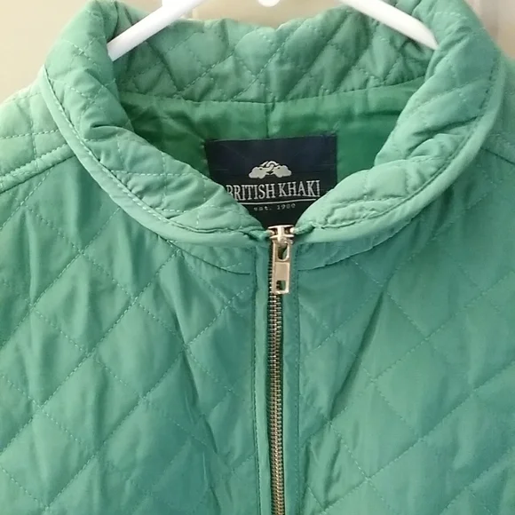British Khaki Green Quilted Vintage Vest - Picture 2 of 7